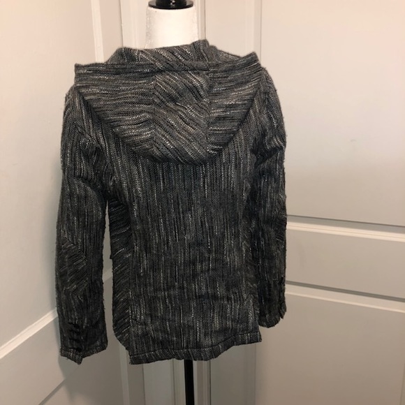 Super Stylish Horny Toad Hoodie for winter or snow size Med - Picture 3 of 6